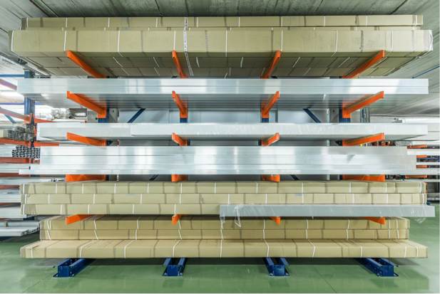 Estanterias Cantilever frontal